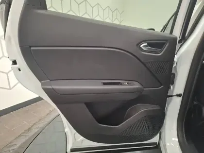 Photo 23 Renault Symbioz  E-Tech full hybrid 145