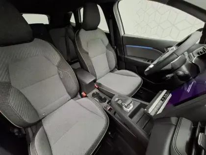 Photo 26 Renault Symbioz  E-Tech full hybrid 145