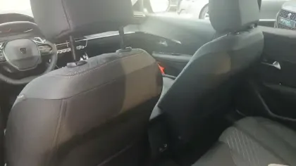 Photo 10 Peugeot 208  Hybrid 110 e-DCS6