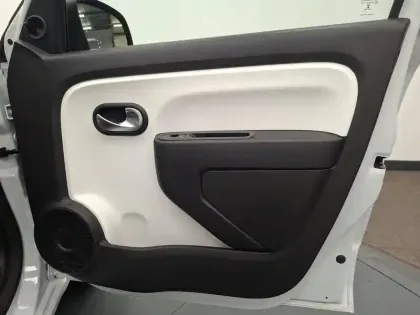 Photo 22 Renault Twingo  III 1.0 SCe 70