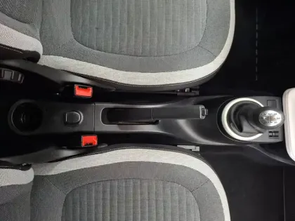 Photo 25 Renault Twingo  III 1.0 SCe 70