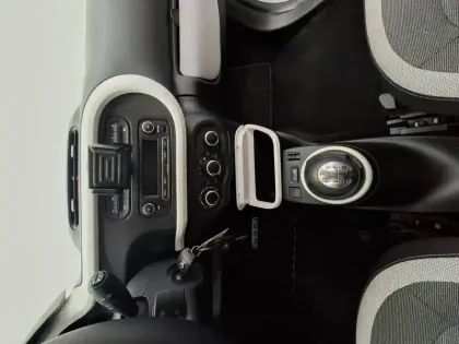 Photo 28 Renault Twingo  III 1.0 SCe 70