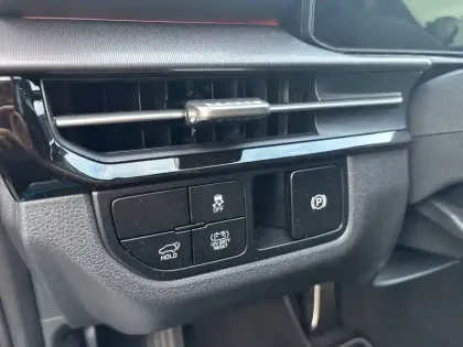 Photo 21 Kia Sportage  Hybride 239 ch BVA6