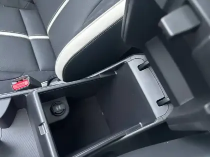 Photo 73 Kia Sportage  Hybride 239 ch BVA6