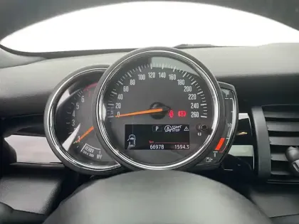 Photo 44 Mini Mini Hatch 3 Portes Cooper 136 ch BVA7