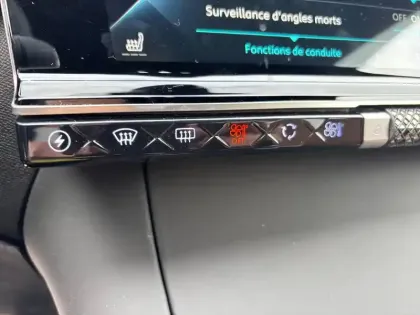 Photo 64 DS Ds 7 DS7 Crossback Hybride E-Tense 300 EAT8 4x4