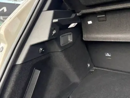 Photo 52 DS Ds 7 DS7 Crossback Hybride E-Tense 300 EAT8 4x4