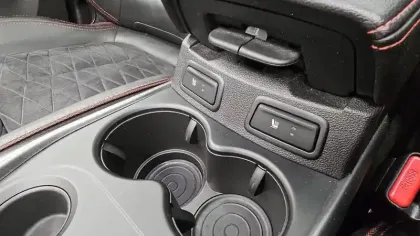 Photo 33 Renault Kadjar  TCe 140 FAP