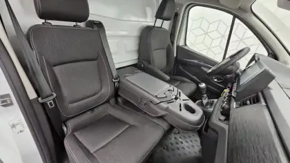 Photo 20 Renault Trafic  FGN L2H1 3000 KG BLUE DCI 130