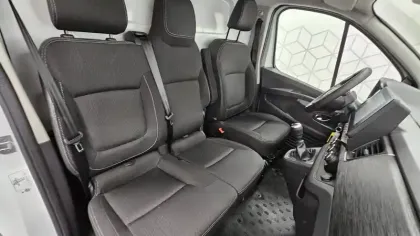 Photo 19 Renault Trafic  FGN L2H1 3000 KG BLUE DCI 130