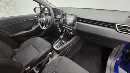 Photo 21 Renault Clio  E-Tech hybride 145