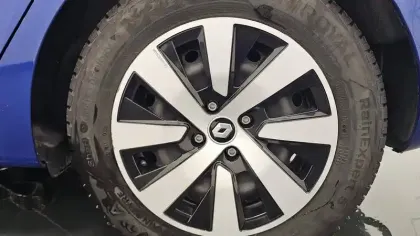 Photo 13 Renault Clio  E-Tech hybride 145