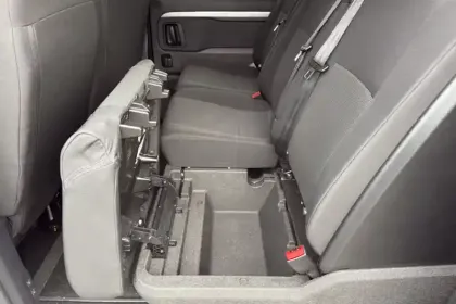 Photo 13 Peugeot Expert  CA FIXE M BLUEHDI 180 S&S EAT8