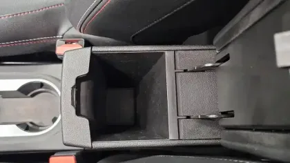 Photo 28 Renault Captur  TCe 140 EDC - 21B