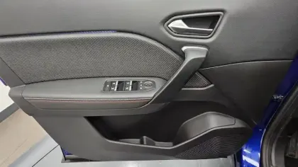 Photo 25 Renault Captur  TCe 140 EDC - 21B