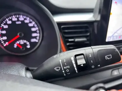 Photo 22 Kia Stonic  1.0 T-GDi 100 ch MHEV iBVM6