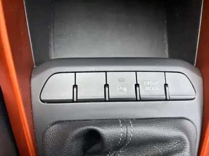 Photo 29 Kia Stonic  1.0 T-GDi 100 ch MHEV iBVM6