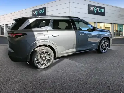 Photo 24 Peugeot 5008  Hybrid 136 e-DCS6