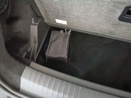 Photo 21 Peugeot 5008  Hybrid 136 e-DCS6