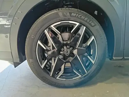 Photo 20 Peugeot 5008  Hybrid 136 e-DCS6