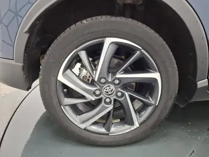 Photo 15 Toyota C-HR  Hybride 2.0L