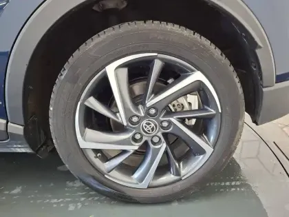 Photo 14 Toyota C-HR  Hybride 2.0L