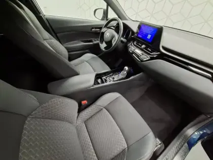 Photo 26 Toyota C-HR  Hybride 2.0L