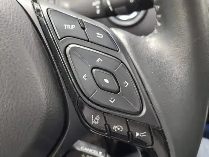 Photo 34 Toyota C-HR  Hybride 2.0L