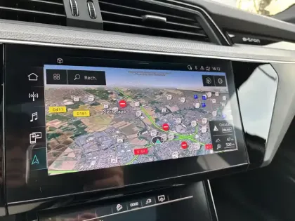 Photo 31 Audi Q8 E-Tron  Sportback 55 408 ch 114 kWh Quattro