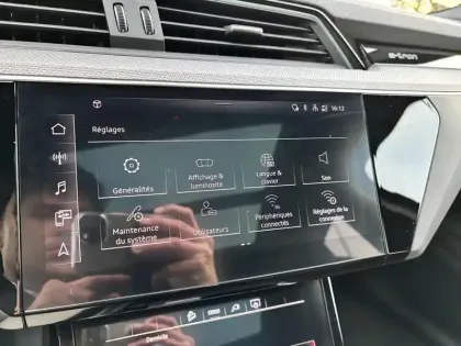 Photo 29 Audi Q8 E-Tron  Sportback 55 408 ch 114 kWh Quattro