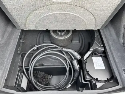 Photo 35 Audi Q8 E-Tron  Sportback 55 408 ch 114 kWh Quattro