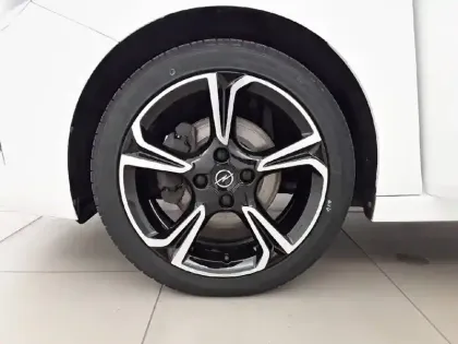 Photo 12 Opel Corsa  1.2 Turbo 100 ch BVM6