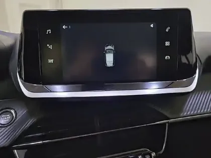 Photo 19 Peugeot 208  Electrique 50 kWh 136ch