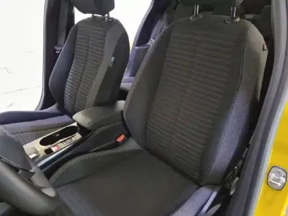 Photo 10 Peugeot 208  Electrique 50 kWh 136ch