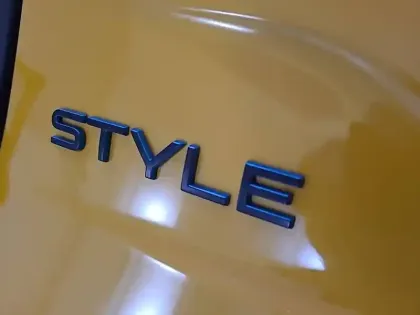 Photo 33 Peugeot 208  Electrique 50 kWh 136ch