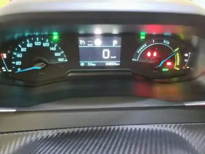 Photo 9 Peugeot 208  Electrique 50 kWh 136ch