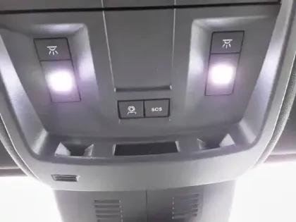 Photo 24 Peugeot 3008  Hybrid 136 e-DCS6