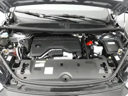 Photo 14 Peugeot 3008  Hybrid 136 e-DCS6