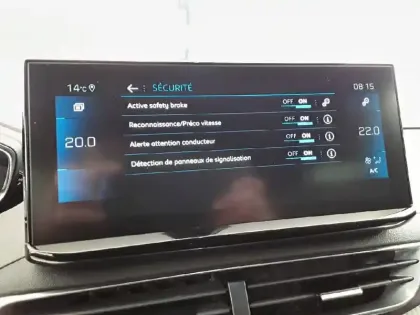 Photo 21 Peugeot 3008  Puretech 130ch S&S BVM6