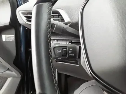 Photo 23 Peugeot 3008  Puretech 130ch S&S BVM6