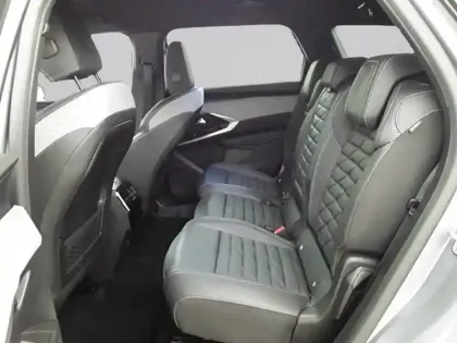 Photo 11 Peugeot 5008  Hybrid 136 e-DCS6