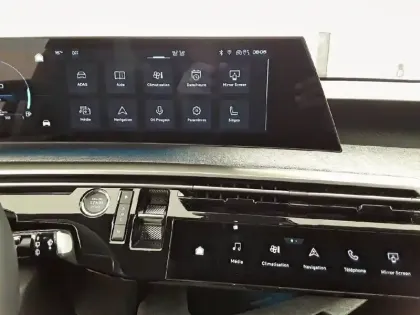 Photo 19 Peugeot 5008  Hybrid 136 e-DCS6