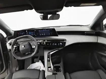 Photo 7 Peugeot 5008  Hybrid 136 e-DCS6