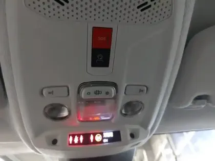 Photo 14 Peugeot 208  PureTech 75 S&S BVM5