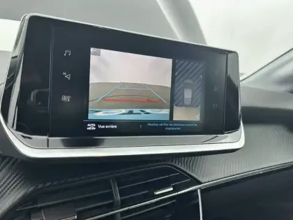 Photo 21 Peugeot 208  Electrique 50 kWh 136ch
