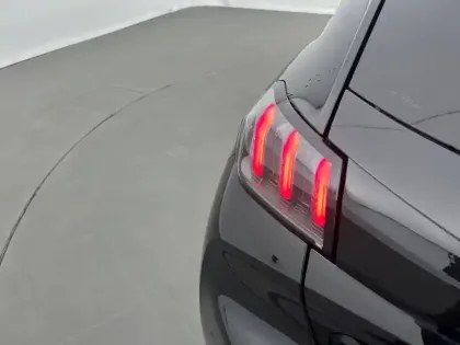 Photo 16 Peugeot 208  Electrique 50 kWh 136ch