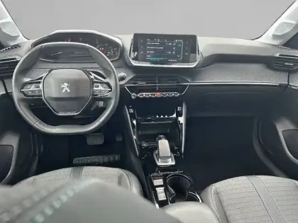 Photo 7 Peugeot 208  Electrique 50 kWh 136ch