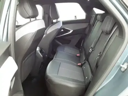 Photo 75 Peugeot 3008  Hybrid 136 e-DCS6