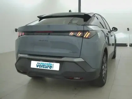 Photo 33 Peugeot 3008  Hybrid 136 e-DCS6