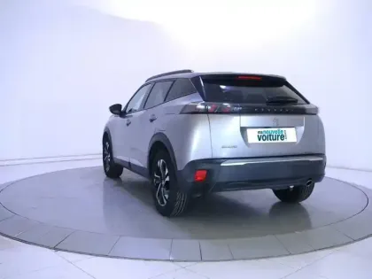 Photo 6 Peugeot 2008  BlueHDi 130 S&S EAT8